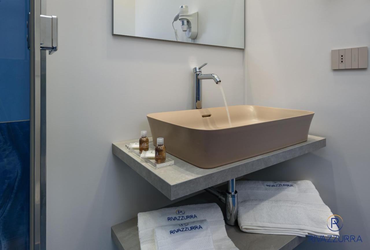 Rivazzurra Beach Rooms ซานวิโต โลคาโป ภายนอก รูปภาพ