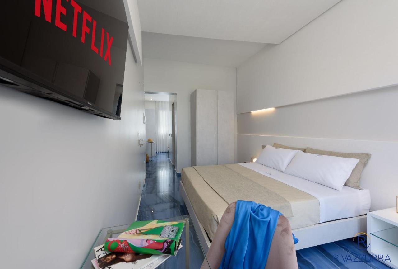 Rivazzurra Beach Rooms ซานวิโต โลคาโป ภายนอก รูปภาพ
