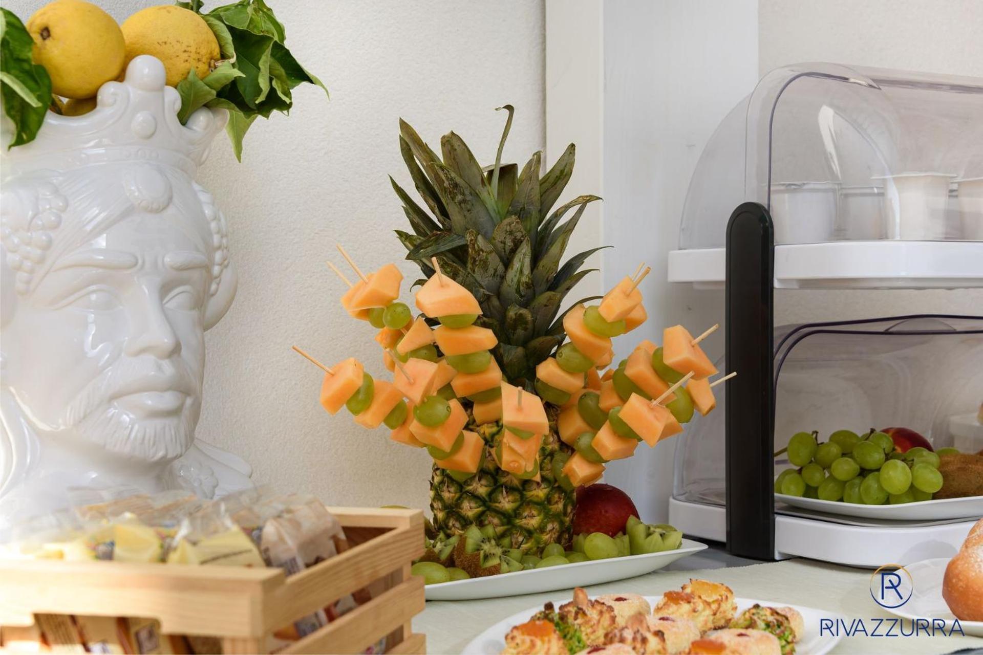 Rivazzurra Beach Rooms ซานวิโต โลคาโป ภายนอก รูปภาพ