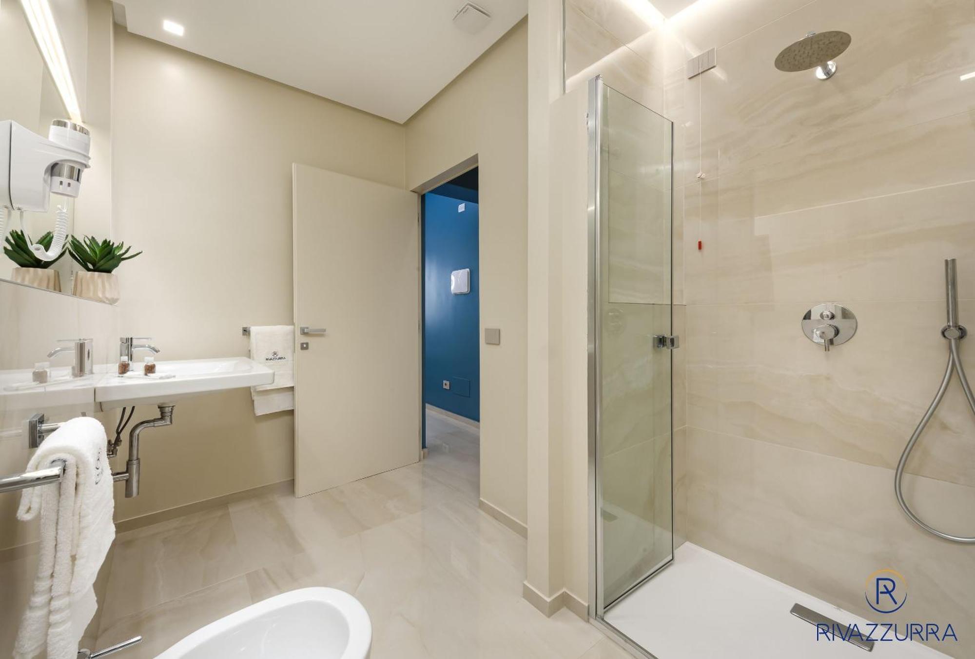 Rivazzurra Beach Rooms ซานวิโต โลคาโป ภายนอก รูปภาพ