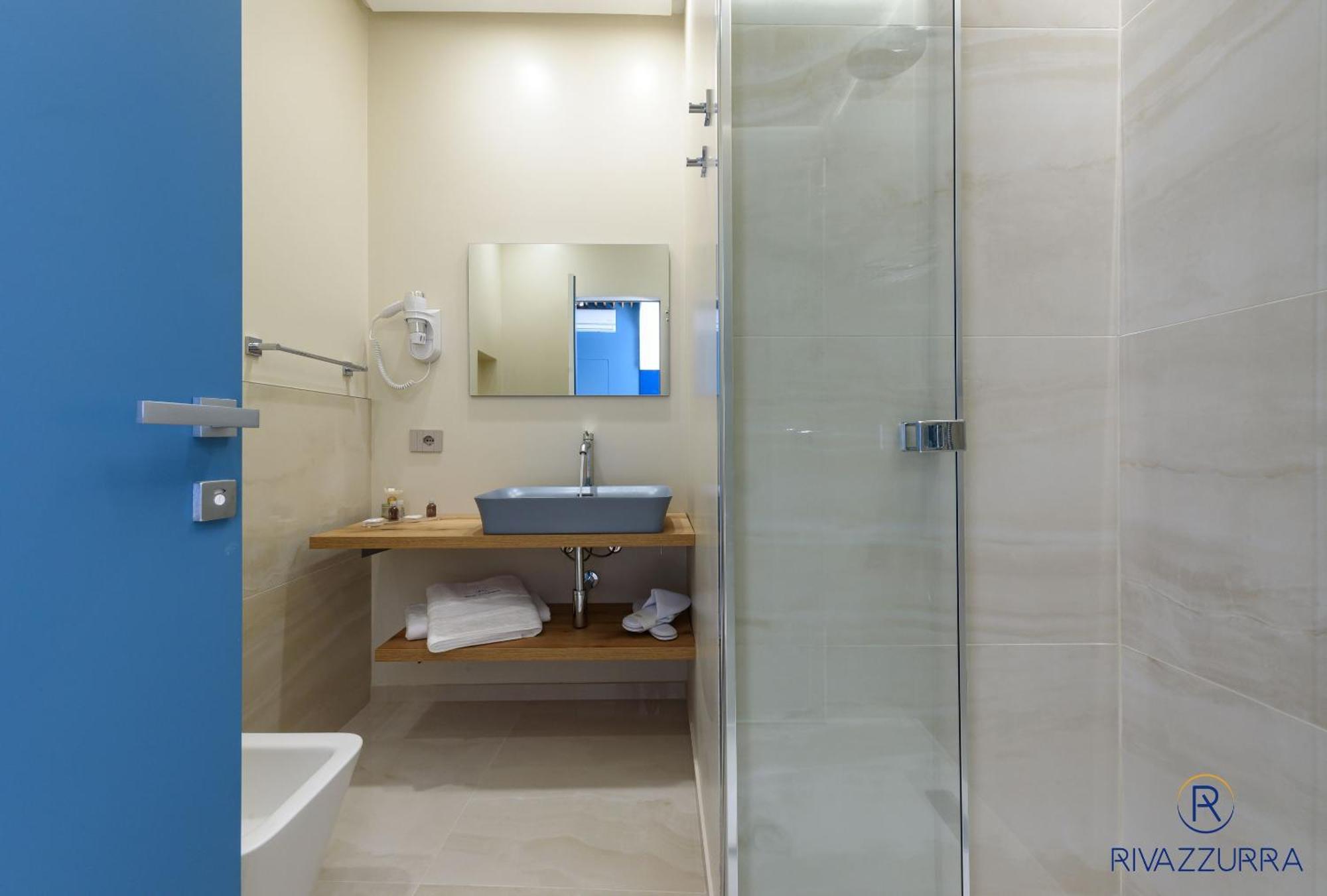 Rivazzurra Beach Rooms ซานวิโต โลคาโป ภายนอก รูปภาพ