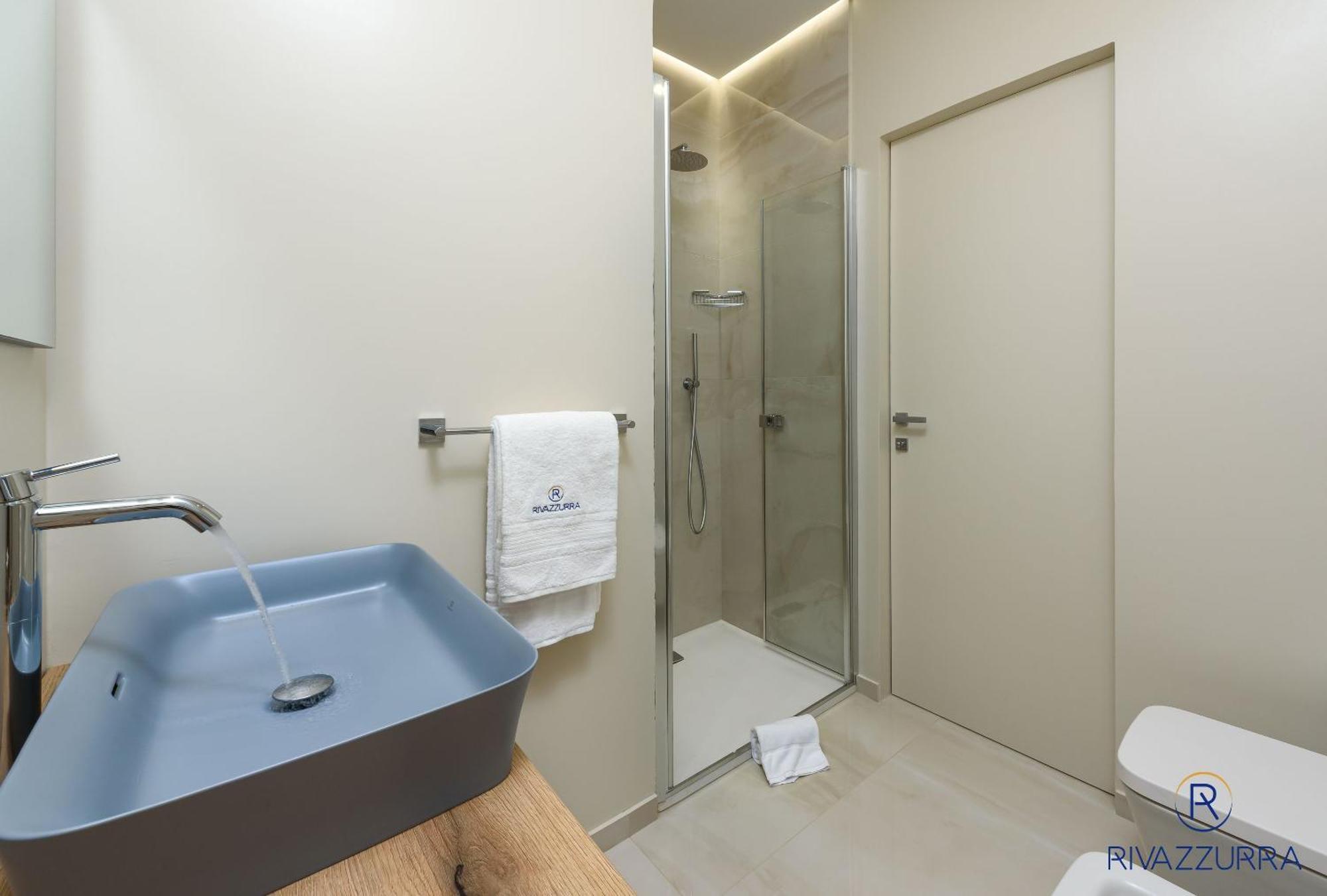 Rivazzurra Beach Rooms ซานวิโต โลคาโป ภายนอก รูปภาพ